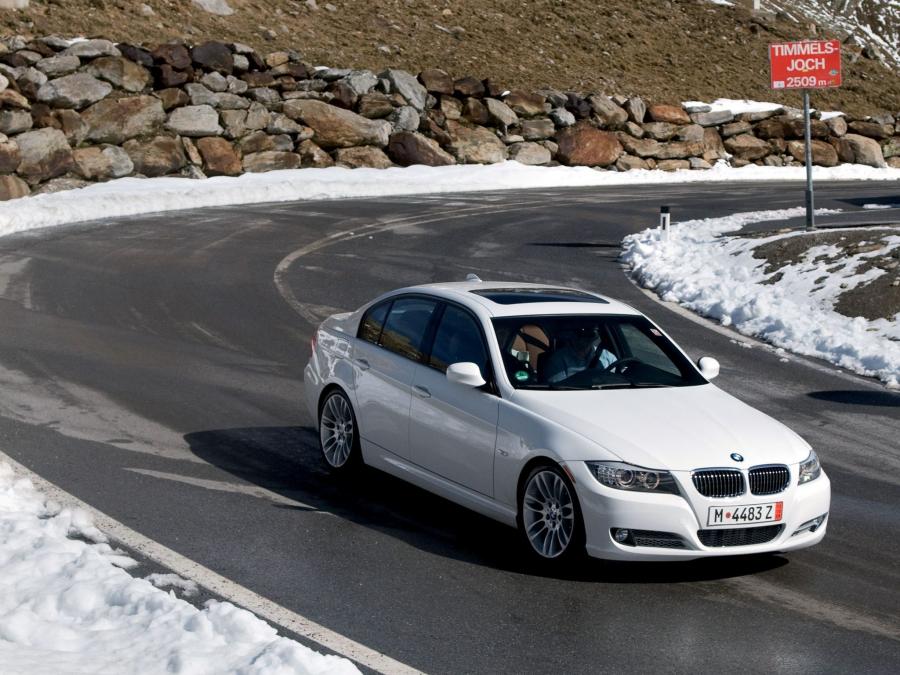  BMW 335d BluePerformance 2009 года  (фото 6 из 15)